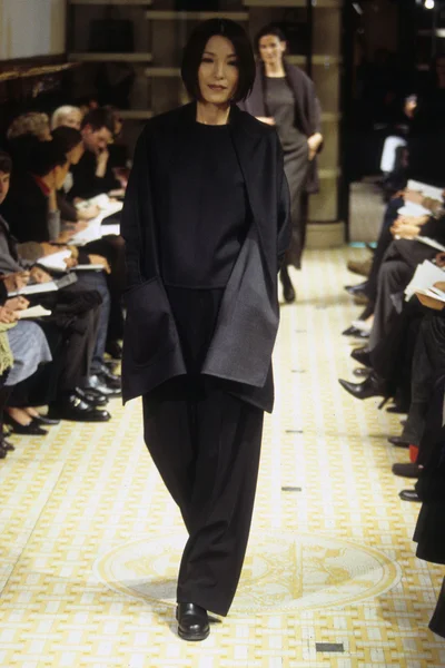 Look 11